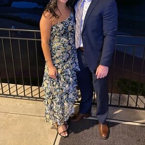 One shoulder, midi dress